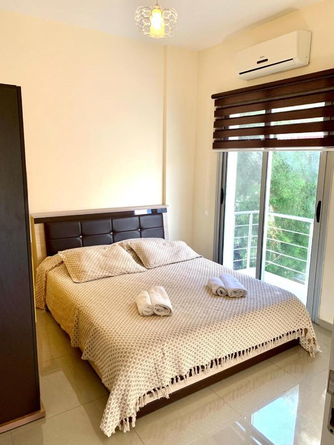Amazing Two-Bedroom Apartment In Residence Lukomorye D1 With Private Garden Karavas  Exterior photo